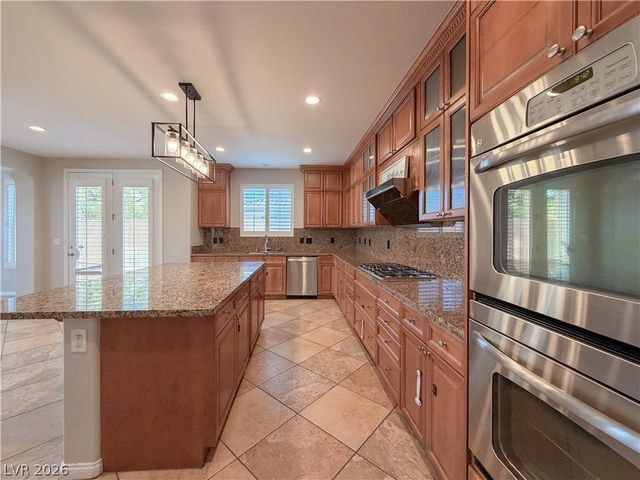 7868 Arroyo Glen Court, Las Vegas, NV 89113