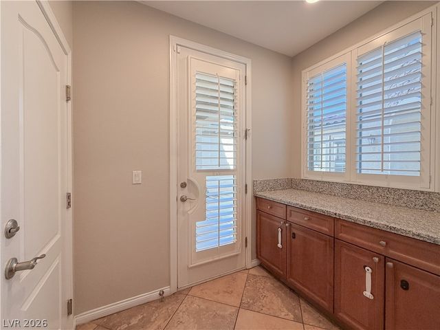 7868 Arroyo Glen Court, Las Vegas, NV 89113