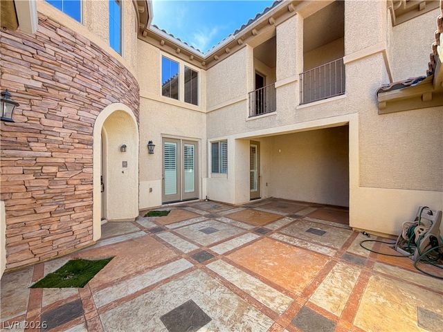 7868 Arroyo Glen Court, Las Vegas, NV 89113