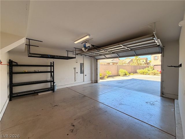 7868 Arroyo Glen Court, Las Vegas, NV 89113