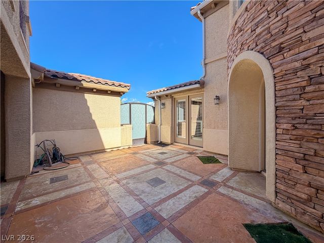 7868 Arroyo Glen Court, Las Vegas, NV 89113