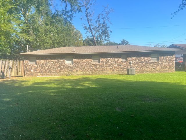 503 Dumas Ave., Hattiesburg, MS 39401