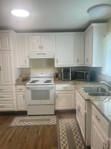 503 Dumas Ave., Hattiesburg, MS 39401