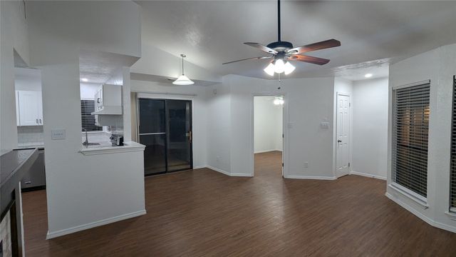 415 Liberty Place, Grand Prairie, TX 75052