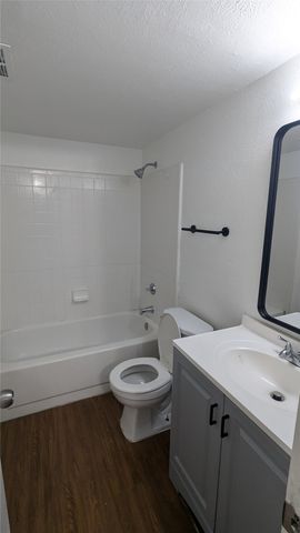 415 Liberty Place, Grand Prairie, TX 75052