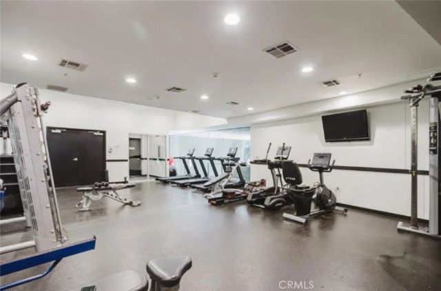 655 S Hope Street 606, Los Angeles, CA 90017