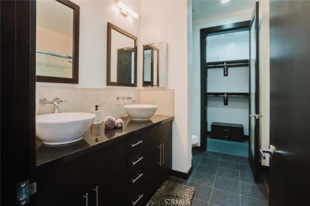 655 S Hope Street 606, Los Angeles, CA 90017