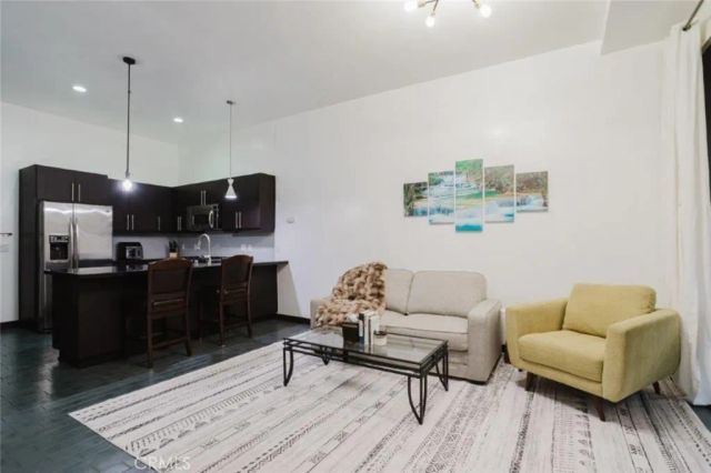655 S Hope Street 606, Los Angeles, CA 90017