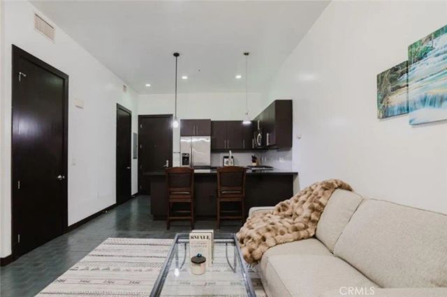 655 S Hope Street 606, Los Angeles, CA 90017