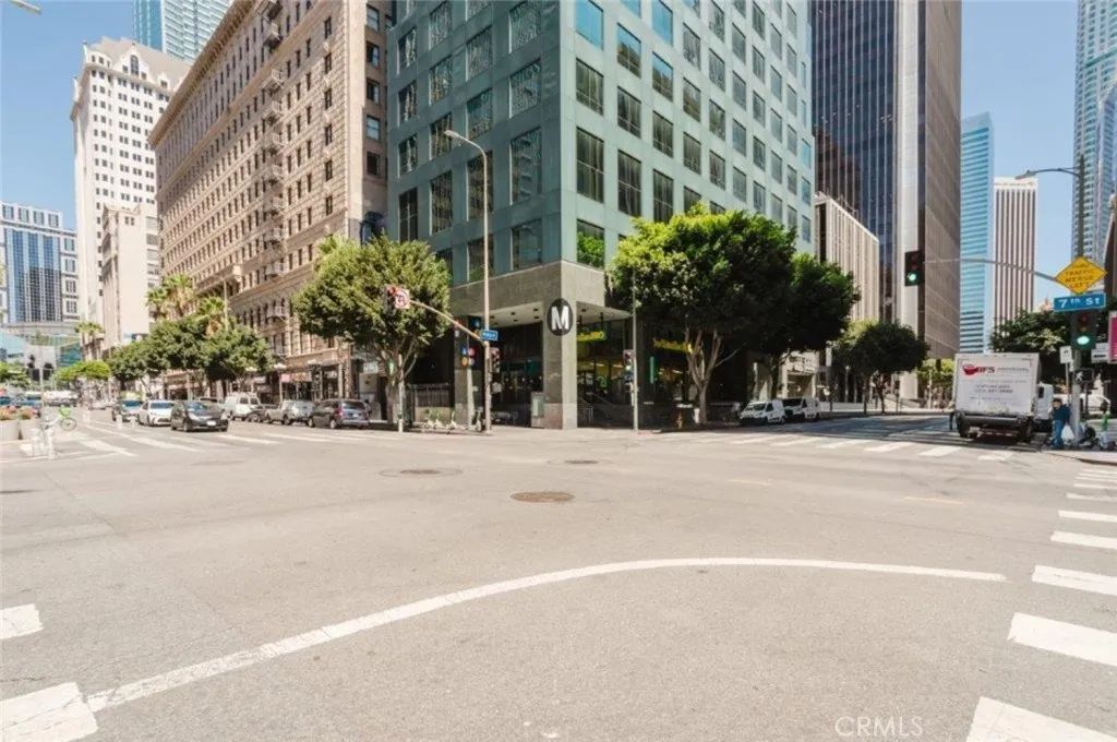 655 S Hope Street 606, Los Angeles, CA 90017