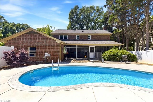 3604 Turnberry Lane, Greensboro, NC 27410