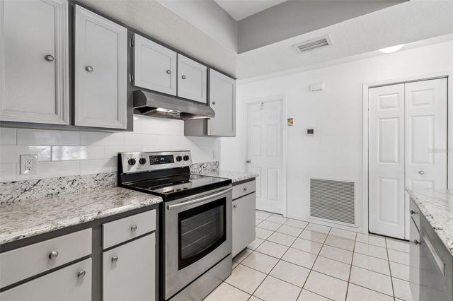 2505 LINDEN TREE STREET, Seffner, FL 33584