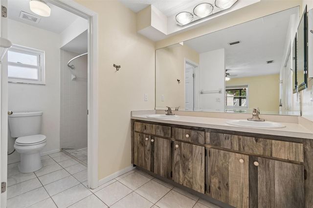 2505 LINDEN TREE STREET, Seffner, FL 33584