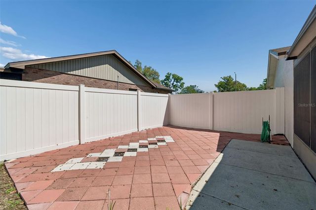 2505 LINDEN TREE STREET, Seffner, FL 33584