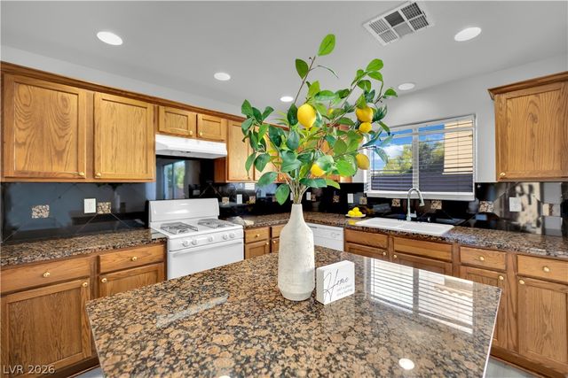 6466 Fulton Meadows Avenue, Las Vegas, NV 89141