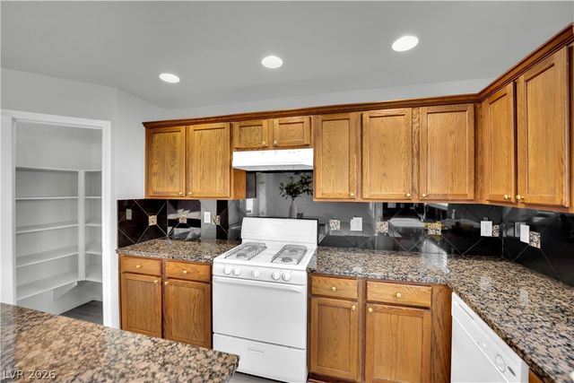 6466 Fulton Meadows Avenue, Las Vegas, NV 89141