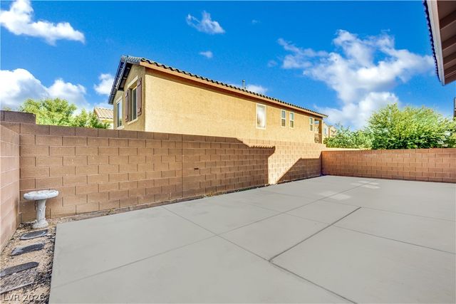 6466 Fulton Meadows Avenue, Las Vegas, NV 89141