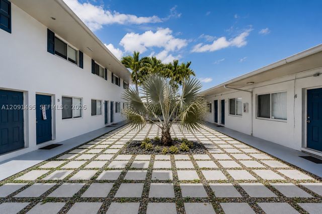 730 NE 128th St 4, North Miami, FL 33161