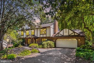 104 DEERFIELD RD, Camp Hill, PA 17011
