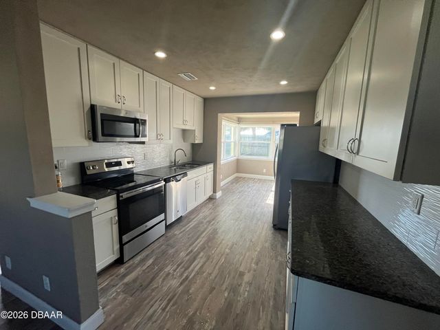 46 Seaside Drive, Ormond Beach, FL 32176