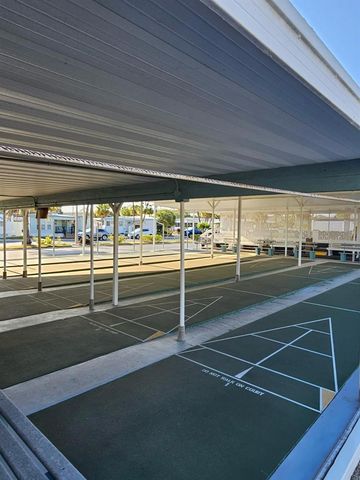 4851 W GANDY BOULEVARD B3L15, Tampa, FL 33611