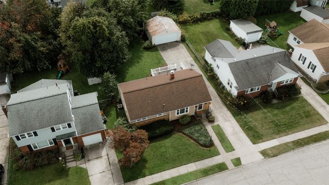 423 E 36TH Street, Erie, PA 16504