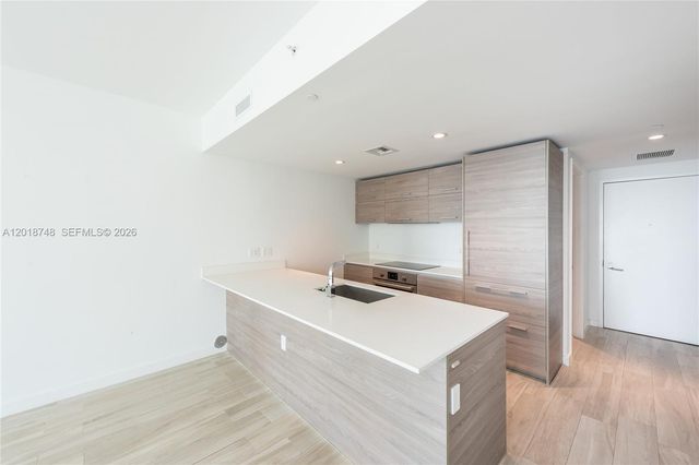 1300 S Miami Ave 1003, Miami, FL 33130