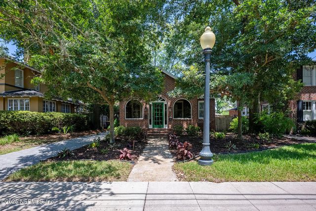 1339 CHALLEN Avenue, Jacksonville, FL 32205