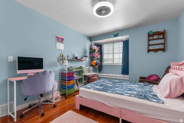1084 E 1525 N, Layton, UT 84040