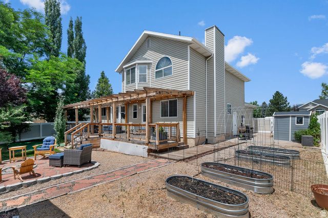 1084 E 1525 N, Layton, UT 84040