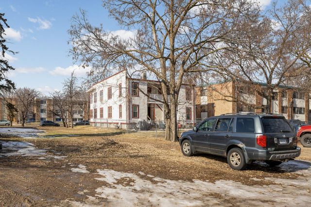 3133 Pleasant Avenue, Minneapolis, MN 55408