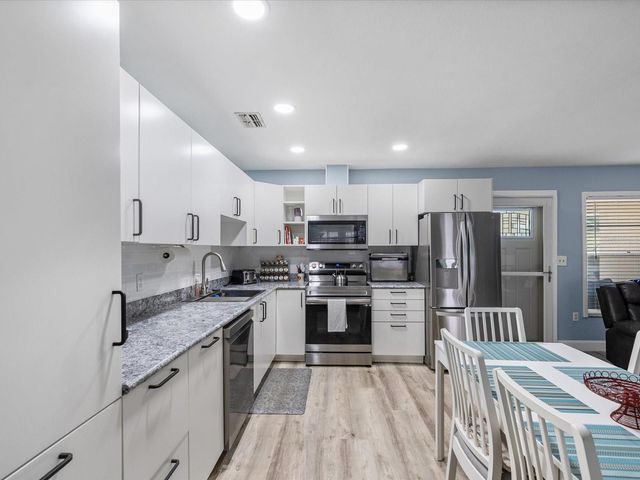 12009 BOYNTON LANE 12009, New Port Richey, FL 34654