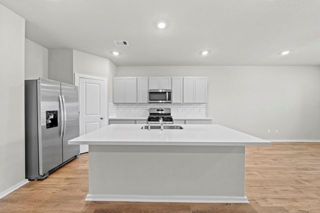 229 Orchard Laurel Drive, Alvin, TX 77511