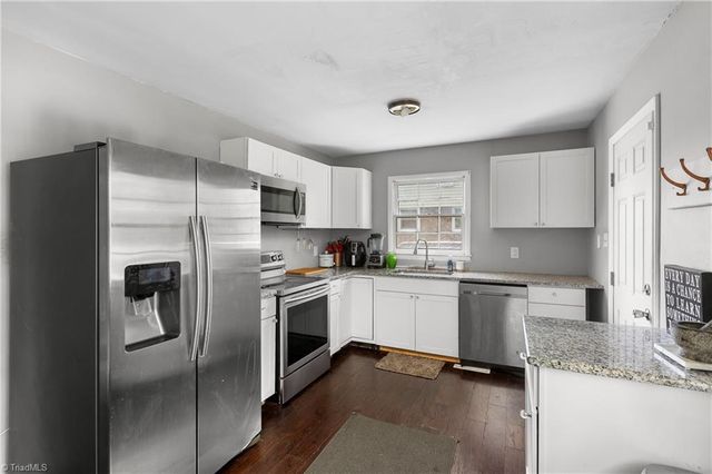 607 Runyon Drive, High Point, NC 27260