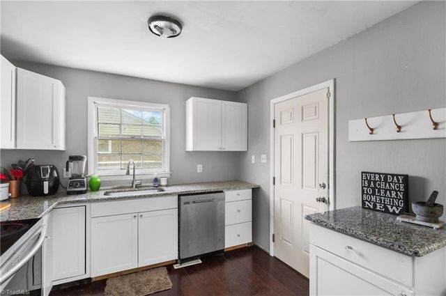 607 Runyon Drive, High Point, NC 27260
