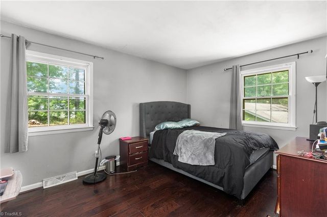 607 Runyon Drive, High Point, NC 27260