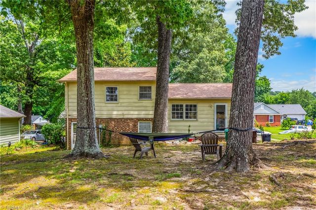 607 Runyon Drive, High Point, NC 27260
