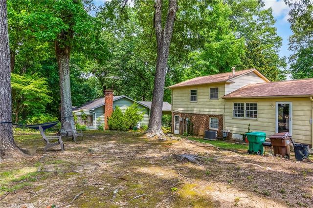 607 Runyon Drive, High Point, NC 27260