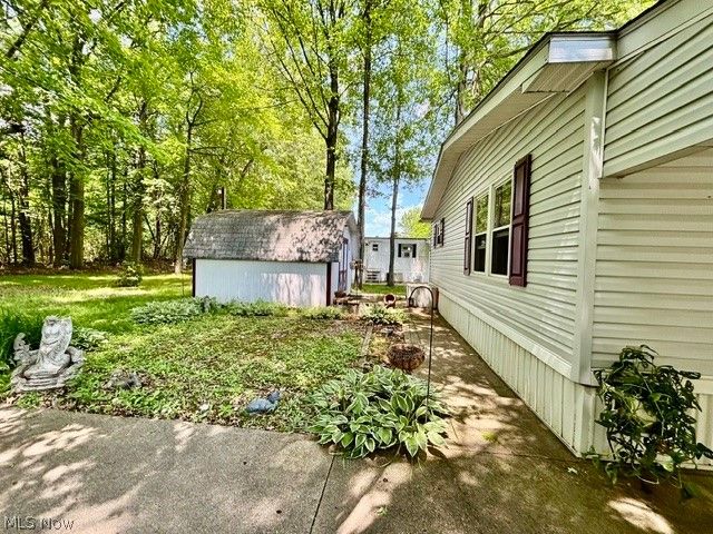 122 Northgate Drive NE, Warren, OH 44484