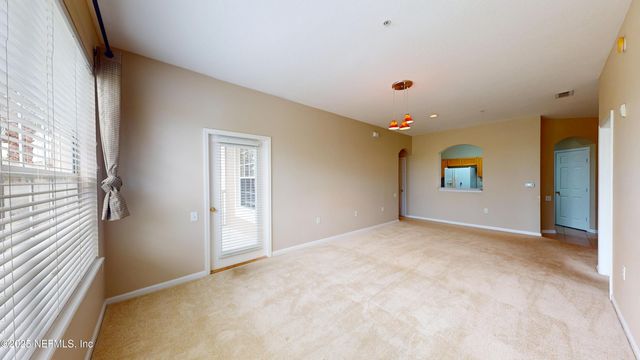 7990 BAYMEADOWS Road E, 229, Jacksonville, FL 32256