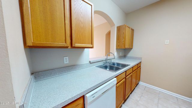 7990 BAYMEADOWS Road E, 229, Jacksonville, FL 32256