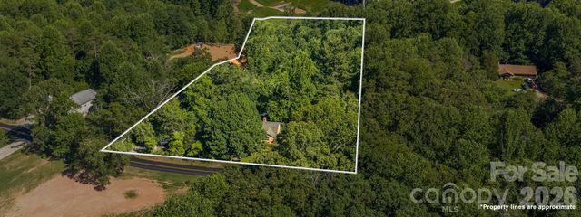 147 W Oakview Road, Asheville, NC 28806