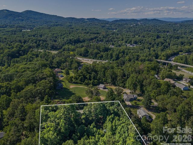 147 W Oakview Road, Asheville, NC 28806
