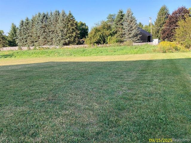 3299 Hill Hollow Lane, Howell, MI 48855
