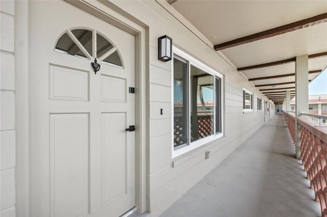 2072 AUSTRALIA WAY W 42, Clearwater, FL 33763