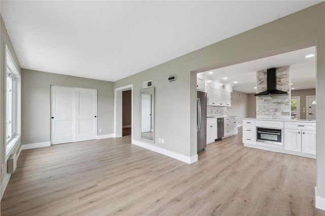 2072 AUSTRALIA WAY W 42, Clearwater, FL 33763