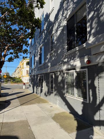 700 12th Avenue A, San Francisco, CA 94118