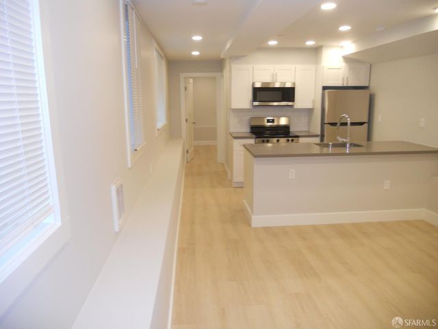 700 12th Avenue A, San Francisco, CA 94118