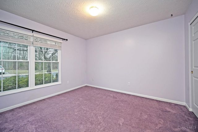 40 Ledgerwoods Drive, Batavia Twp, OH 45102