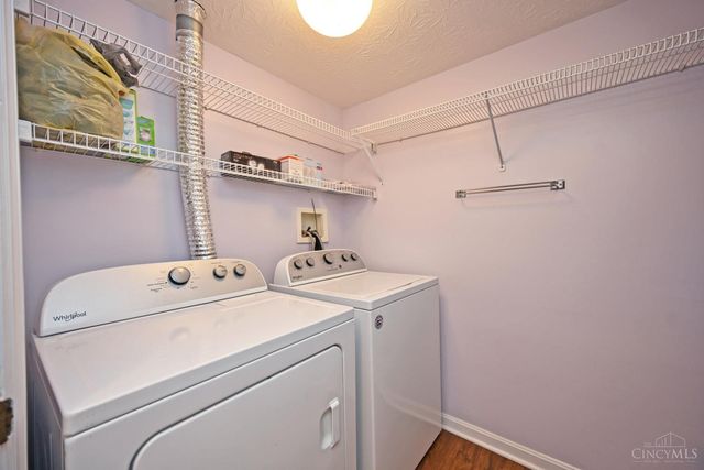 40 Ledgerwoods Drive, Batavia Twp, OH 45102